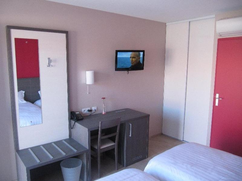 Hotel Cantal Cottages Saint-Georges  Екстер'єр фото