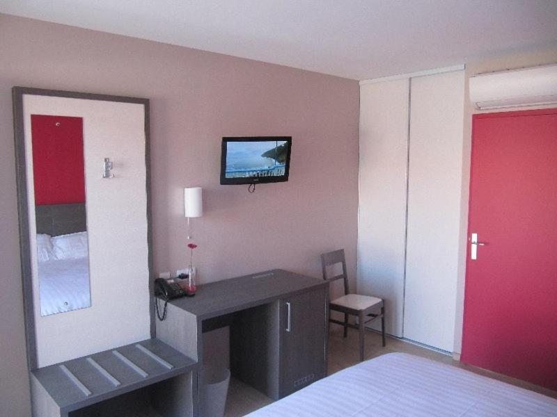 Hotel Cantal Cottages Saint-Georges  Екстер'єр фото